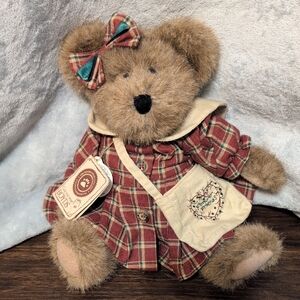Boyds Bears "Aimee Warmheart" Plaid Teddy Bear with Bow
